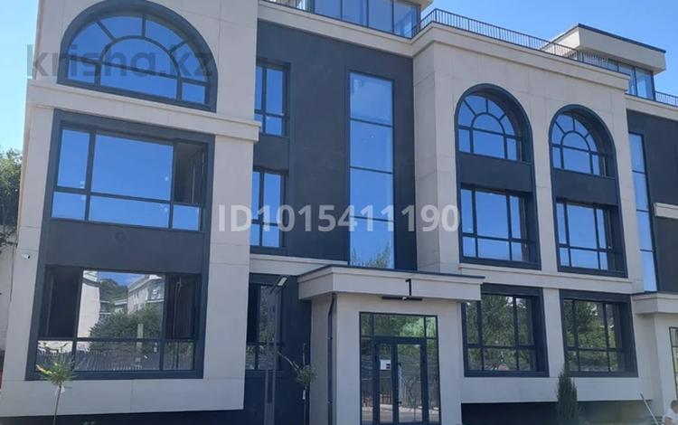 1-комнатная квартира · 56 м² · 1/3 этаж, Жаксылык Ушкемпиров 31 за 64 млн ₸ в Алматы, Бостандыкский р-н — фото 2
