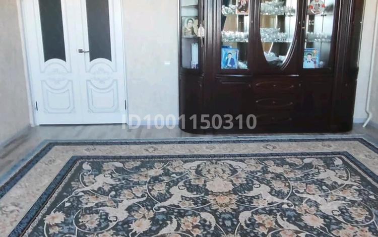 3-комнатная квартира · 98 м² · 4/5 этаж, Измир — Мектеп, бальница, раддом за 40 млн 〒 в Шымкенте, Каратауский р-н — фото 2