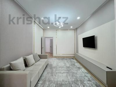 4-комнатная квартира · 165 м² · 4/10 этаж, мкр. Алтын орда, Алии Молдагуловой за 95 млн ₸ в Актобе