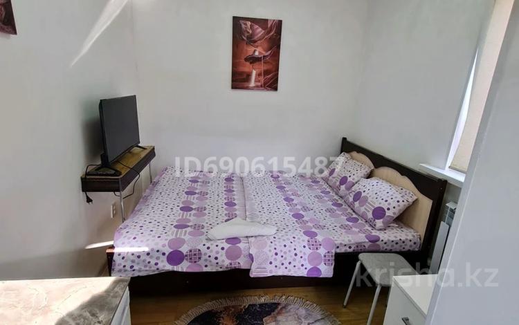 1-комнатная квартира, 14 м², 1 этаж помесячно, Кутузова