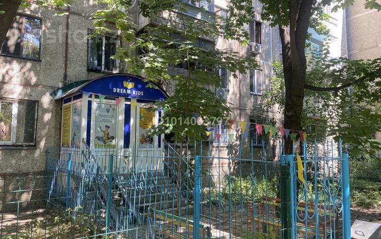 Еркін, медорталықтар мен дәріханалар · 58.8 м², бағасы: 54.9 млн ₸ в Алматы, Жетысуский р-н — фото 2