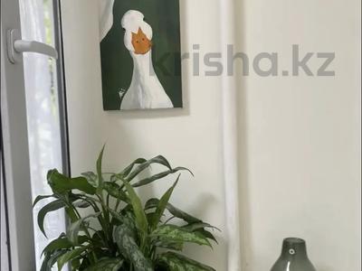 1-бөлмелі пәтер · 33 м² · 1/5 қабат, Алмагүл ш/а., Си Синхая 12, бағасы: 250 000 ₸ в Алматы, Бостандыкский р-н