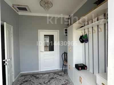 Жеке үй · 3 бөлме · 170 м² · 0.9 жүзд., Ардагер ш/а., 8 23в, бағасы: 50 млн ₸ в Атырау, мкр Ардагер