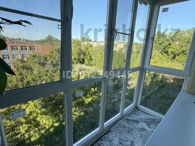 2-бөлмелі пәтер · 44 м² · 5/5 қабат, Михаэлиса 12/1, бағасы: 165 000 ₸ в Усть-Каменогорске