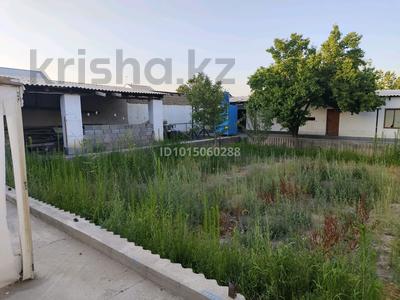 Часть дома · 13 комнат · 500 м² · 10 сот., Бабай батыр 7 — Қалалық полиция. Алькаусар. Миг заправка. Скорый жанында за 50 млн ₸ в Туркестане