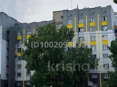 1-бөлмелі пәтер · 13 м² · 9 қабат, Абай 89, бағасы: 1.7 млн ₸ в Уральске, мкр Школьник