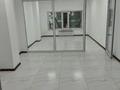 Свободное назначение, офисы, магазины и бутики, салоны красоты, фитнес и спорт, медцентры и аптеки, образование, кабинеты и рабочие места, студии · 35 м² за 192 500 ₸ в Астане, р-н Байконур — фото 2