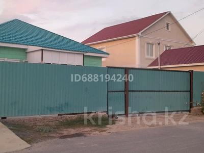 Жеке үй · 4 бөлме · 140 м² · 15 жүзд., Мұнайшы ш/а., Строитель 13, бағасы: 30 млн ₸ в Атырау, мкр Мунайшы