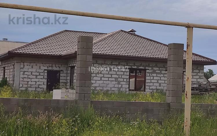 Отдельный дом · 4 комнаты · 152 м² · 14 сот., Жилой массив Дружба, ул. Парковая 1/1 — Угол улиц Парковая-Солнечная за 52 млн 〒 в Костанае — фото 12