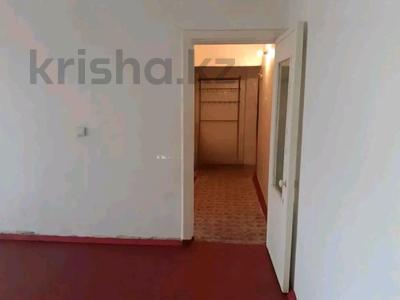 2-комнатная квартира · 60 м² · 5/5 этаж, Сатпаева 7үй/18пәтер — Әлібек ресторанның артындағы үй за 90 000 〒 в Таразе