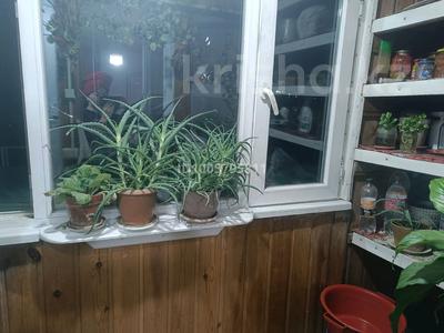 2-бөлмелі пәтер · 27 м² · 2/5 қабат, 11-й микрорайон, 11-й микрорайон — Елшибек батыр, бағасы: 10 млн ₸ в Шымкенте, Енбекшинский р-н