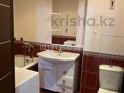 2-комнатная квартира · 57 м² · 1/5 этаж, мкр 8, Санкибай батыра 167 — Всё рядом сдам семейной паре,интернам за 130 000 ₸ в Актобе