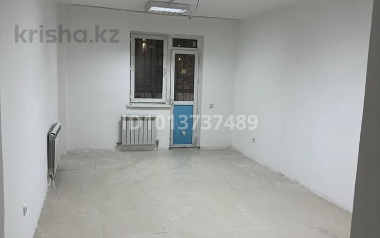 Свободное назначение, офисы, магазины и бутики, салоны красоты · 40 м² за 20 млн ₸ в Астане, Есильский р-н — фото 2