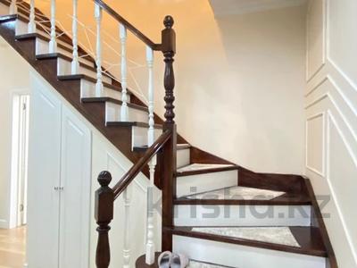 5-комнатная квартира · 200 м² · 9/10 этаж, Мәңгілік Ел 22 за 85 млн ₸ в Астане, Есильский р-н