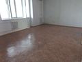 3-бөлмелі пәтер, 80 м², 3/5 қабат ай сайын, Сырдария 2, бағасы: 100 000 〒 в  — фото 4