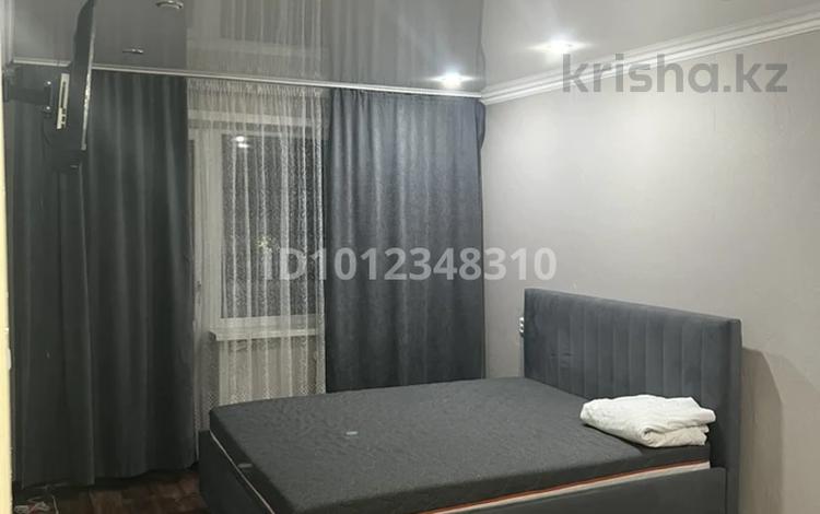 1-комнатная квартира · 35 м² · 4/5 этаж, кв-л Пришахтинск 20 за ~ 11 млн ₸ в Караганде — фото 2