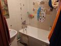 4-комнатная квартира · 60 м² · 1/5 этаж, Авиагородок 15 — Возле супермаркета Анвар за 16 млн ₸ в Актобе, мкр Авиагородок — фото 9