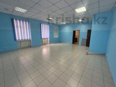 Свободное назначение, офисы, салоны красоты, медцентры и аптеки, образование · 45 м² за 265 500 ₸ в Караганде, Казыбек би р-н