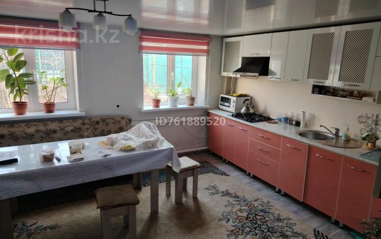 Отдельный дом · 6 комнат · 200 м² · 6 сот., Тупик Матросова 3 — За линия за 28 млн 〒 в Таразе — фото 4