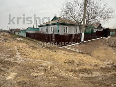 Отдельный дом · 4 комнаты · 180 м² · 15 сот., Матросова 1 за 16 млн ₸ в Макинске