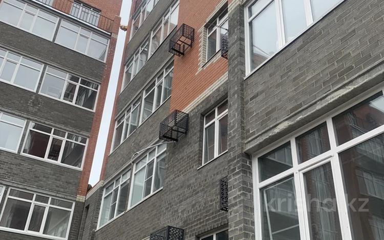 2-бөлмелі пәтер, 70 м², 3/5 қабат, мкр. Алтын орда 351 — ЖК Рахмет, бағасы: 17.9 млн 〒 в Актобе, мкр. Алтын орда — фото 2