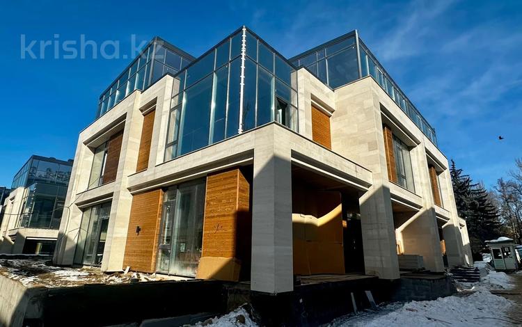 7-комнатная квартира · 608 м², Керей-Жанибек хандар 103б/6 за ~ 1.5 млрд 〒 в Алматы, Медеуский р-н — фото 2