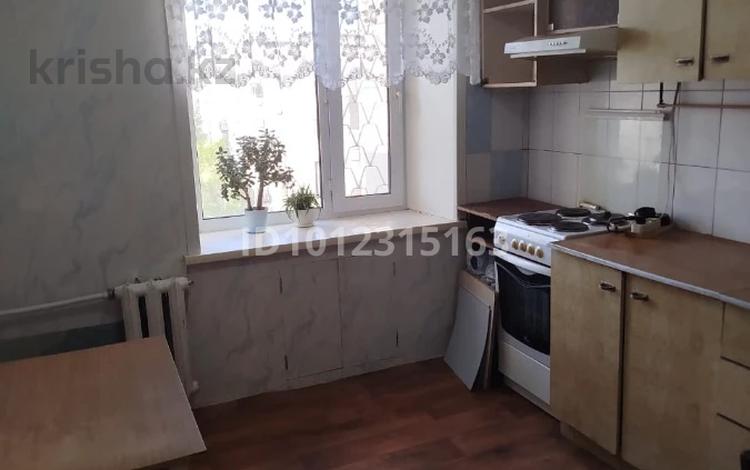 3-комнатная квартира · 59.9 м² · 9/9 этаж, мкр Юго-Восток, Гапеева 7 за 15 млн ₸ в Караганде, Казыбек би р-н — фото 3