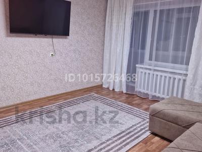 2-бөлмелі пәтер · 50 м² · 3/9 қабат, Богенбайулы 44 — 1000 мелочей,за рестораном Ассорти,за КВЭСТОМ 16 регион, бағасы: 12 000 ₸ в Семее