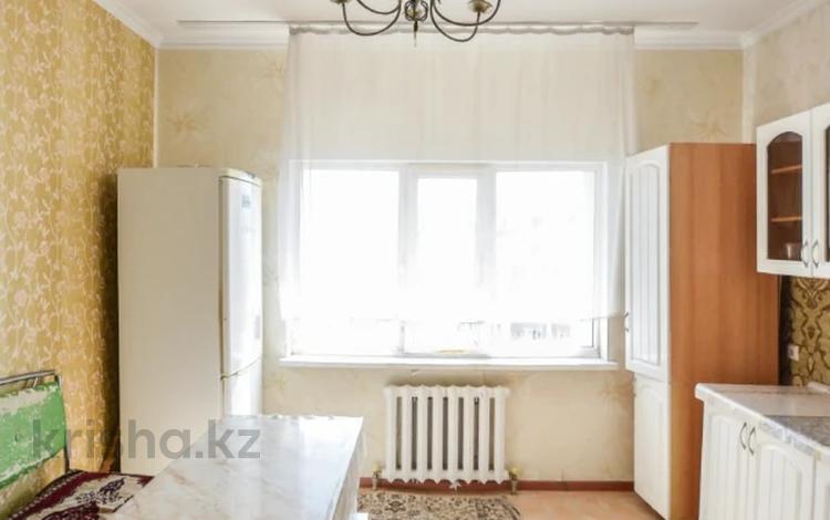 2-бөлмелі пәтер · 72 м² · 10/18 қабат, Б. Момышулы, бағасы: 30.6 млн ₸ в Астане, Алматы р-н — фото 9