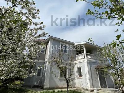 Жеке үй · 6 бөлме · 300 м² · 14 жүзд., Көкарна ш/а., Придорожная 5, бағасы: 2 млн ₸ в Атырау, мкр Кокарна
