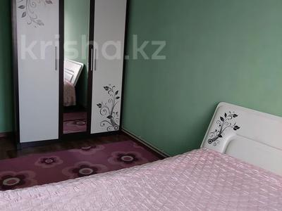 Аренда квартир в Шымкенте: 2-комнатная квартира · 50 м² · 3/5 этаж · помесячно, 11-й микрорайон, 11-й микрорайон 192 за 140 000 〒 2-комнатная квартира · 50 м² · 3/5 этаж · помесячно, 11-й микрорайон, 11-й микрорайон 192 за 140 000 〒 в Шымкенте, Енбекшинский р-н