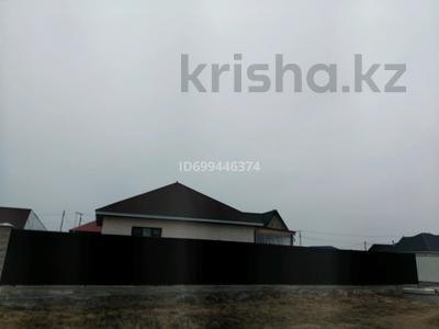Продажа домов и дачи в Алматинской обл.: Отдельный дом · 4 комнаты · 120 м² · 5 сот., Кыз жыбек 17/1 за 35 млн 〒 Отдельный дом · 4 комнаты · 120 м² · 5 сот., Кыз жыбек 17/1 за 35 млн 〒 в Конаеве (Капчагай)