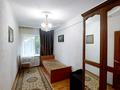 3-комнатная квартира · 70 м² · 2/5 этаж, мкр Самал-3, Хаджимукана 20 — Трц Ritz Palace за 350 000 ₸ в Алматы, Медеуский р-н — фото 11