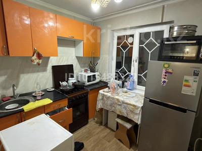 2 бөлме · 55 м² · 3/4 қабат, №11 ш/а. 11, бағасы: 60 000 ₸ в Алматы, Ауэзовский р-н