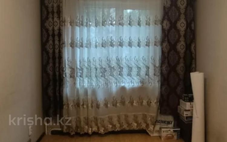 2-комнатная квартира · 45 м² · 2/5 этаж, мкр №11 за 230 000 〒 в Алматы, Ауэзовский р-н — фото 2