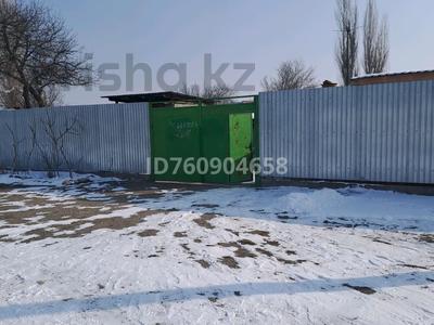 Отдельный дом · 4 комнаты · 80 м² · 12 сот., 2 пер. Сарокина 48 за 22 млн 〒 в Таразе