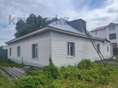 Отдельный дом · 4 комнаты · 140 м² · 8 сот., Дулатова 67 за 36 млн ₸ в Астане, Сарыарка р-н