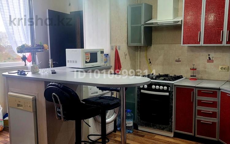 2-комнатная квартира · 69 м² · 6/9 этаж, 8-й мкр 28 за 160 000 〒 в Актау — фото 2