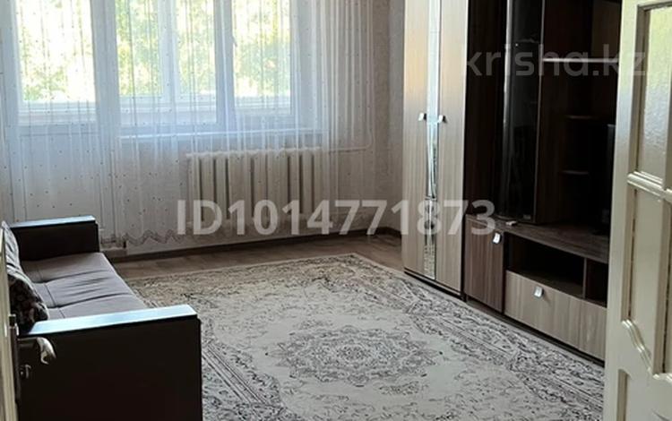 2-комнатная квартира · 46 м², мкр Самал 44 за 120 000 ₸ в Таразе — фото 2