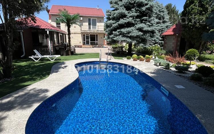 Дом · 5 комнат · 200 м², Жамбыла 31 за 200 000 ₸ в Алматы — фото 2