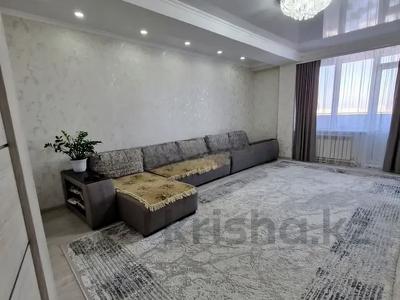 2-комнатная квартира · 85 м² · 9/10 этаж, Казыбек би 38 за ~ 40.9 млн 〒 в Усть-Каменогорске