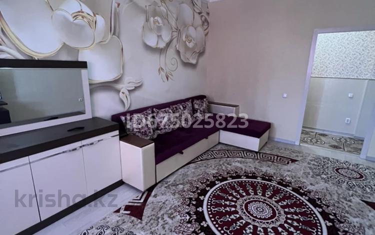 2-комнатная квартира, 80 м², 3 этаж, мкр Нурсат 2 67