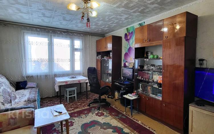 3-комнатная квартира, 65 м², 5/9 этаж, Карбышева 40 за 23.5 млн 〒 в Усть-Каменогорске — фото 2
