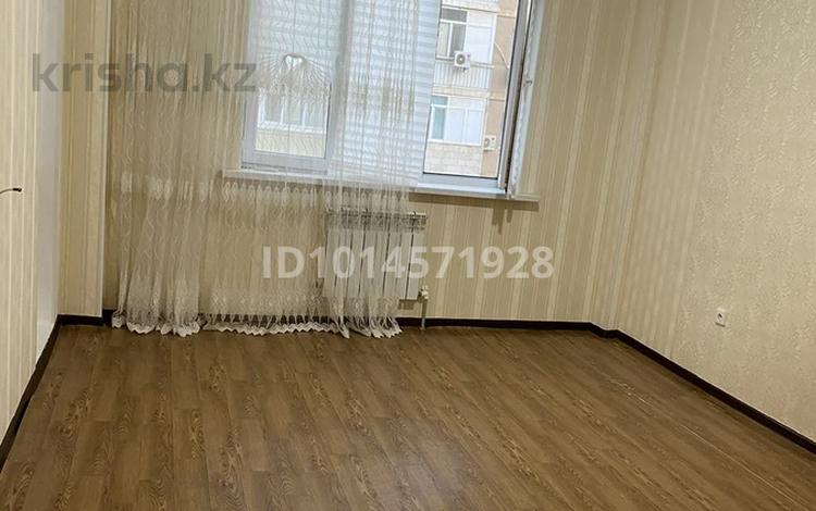 2-бөлмелі пәтер · 50 м² · 2/6 қабат, Нұрсая ш/а. 65, бағасы: 170 000 ₸ в Атырау, мкр Нурсая — фото 2