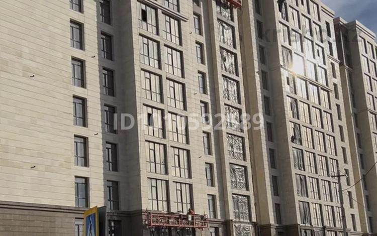 1-комнатная квартира · 41.3 м² · 10/12 этаж, Жумекен Нажимеденов 38 за 21 млн 〒 в Астане — фото 2