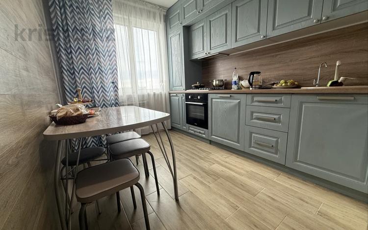 3-бөлмелі пәтер · 67.7 м² · 9 қабат, Назарбаева — 8 школа, бағасы: 28.5 млн ₸ в Петропавловске — фото 2