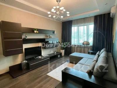 1-комнатная квартира, 48 м², 6/16 этаж посуточно, мкр Самал-1 9/2 за 12 000 〒 в Алматы, Медеуский р-н