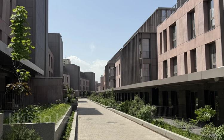 4-комнатная квартира · 237 м² · 1/4 этаж, ул. Култобе 24/1 за 187 млн ₸ в Алматы, Наурызбайский р-н — фото 2