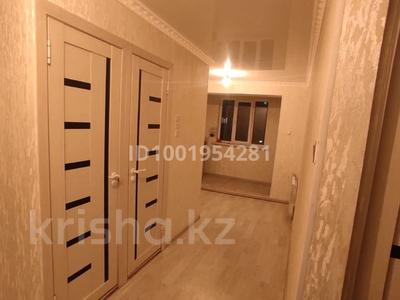 Аренда квартир в Шымкенте: 2-комнатная квартира · 57 м² · 5/5 этаж, 17-й микрорайон, 17-й микрорайон 10а за 160 000 〒 2-комнатная квартира · 57 м² · 5/5 этаж, 17-й микрорайон, 17-й микрорайон 10а за 160 000 〒 в Шымкенте, Аль-Фарабийский р-н