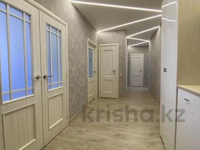 3-бөлмелі пәтер · 105.5 м² · 3/6 қабат, Максут Нарикбаев 5, бағасы: 65.7 млн ₸ в Астане, Нура р-н